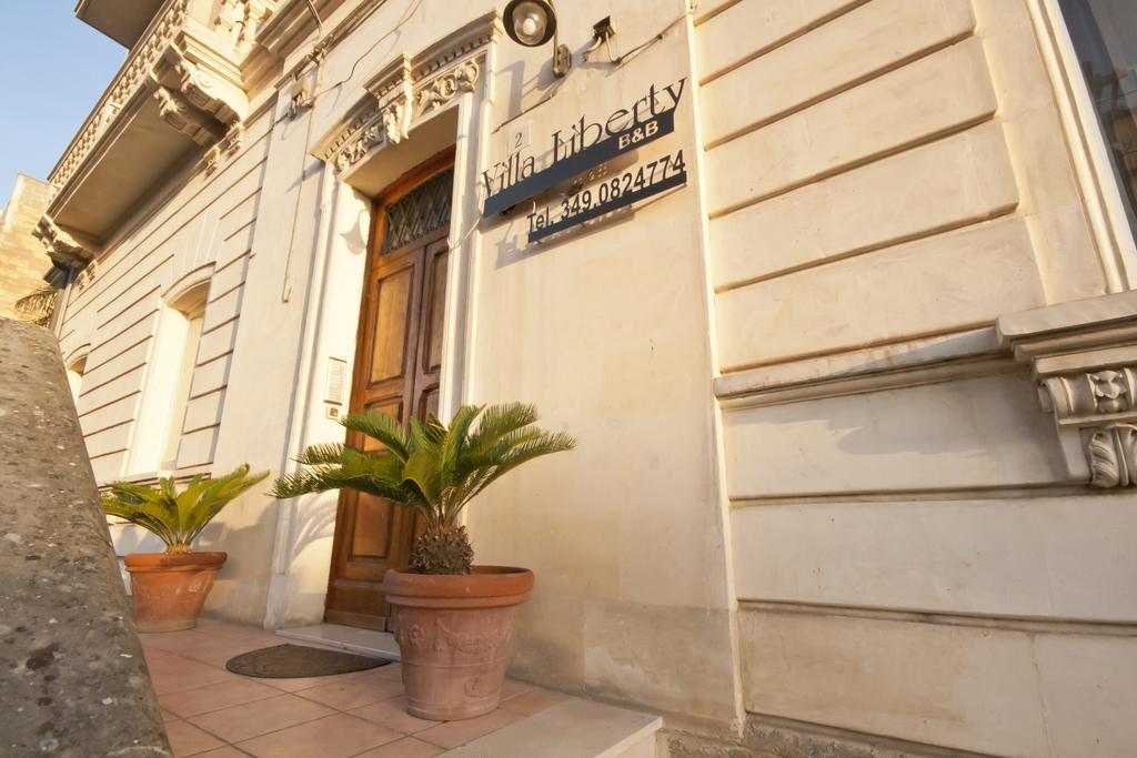Villa Liberty Palazzo Gigante Lecce Extérieur photo